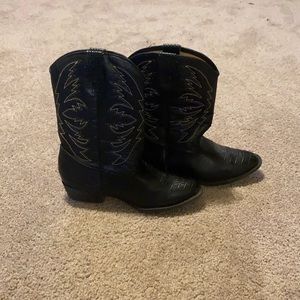 Boys cowboy boots
